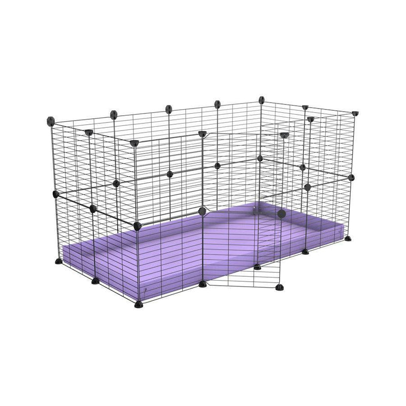 Une cavy cage 4x2 pour lapins avec  un coroplast violet lilas et des grilles a barreaux etroits par kavee