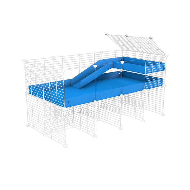 une kavee cage 4x2 avec panneaux transparents en plexiglass  pour cochons d'inde avec rehausseur loft rampe coroplast bleu et grilles blanches fines petits trous