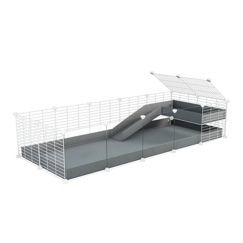 une cavy cage 5x2 avec panneaux transparents en plexiglass  pour cochons d'inde avec une rampe une mezzanine un coroplast gris et grilles blanches fines de kavee