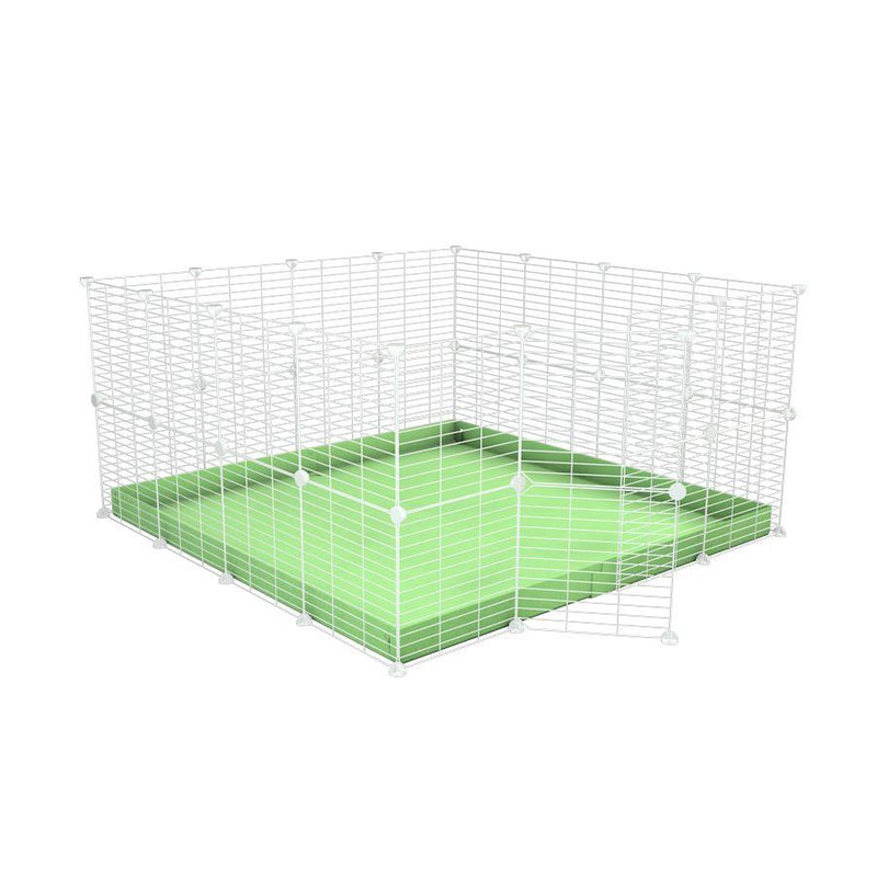 Une cavy cage modulaire pour lapin 4x4 avec grilles blanches fines petits trous coroplast vert pastel de kavee france
