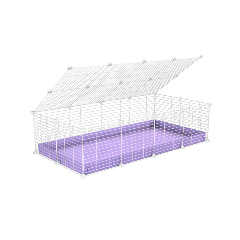 une kavee cage 4x2 pour cochons d'inde avec couvercle coroplast violet lilas et grilles blanches avec barreaux etroits