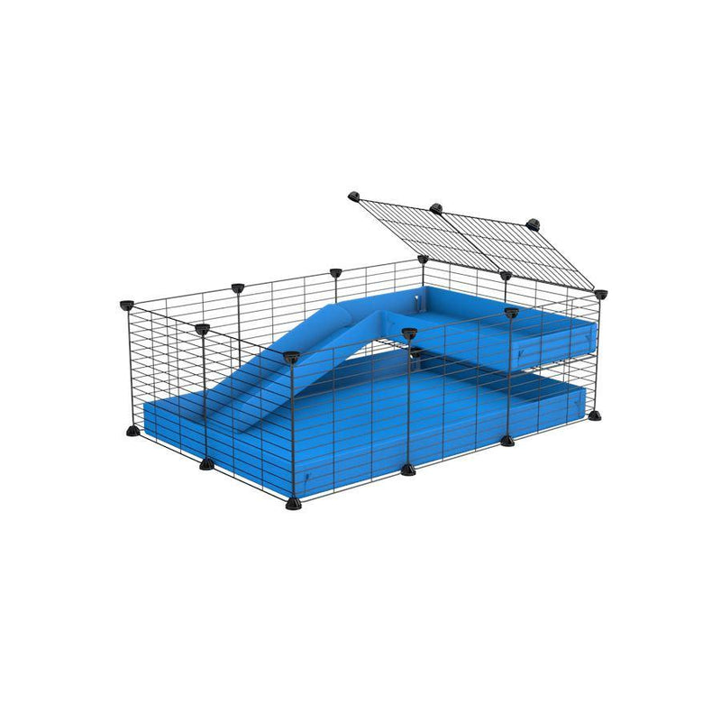 une cavy cage 3x2 pour cochons d'inde avec une rampe un loft un coroplast bleu et grilles  fines de kavee france