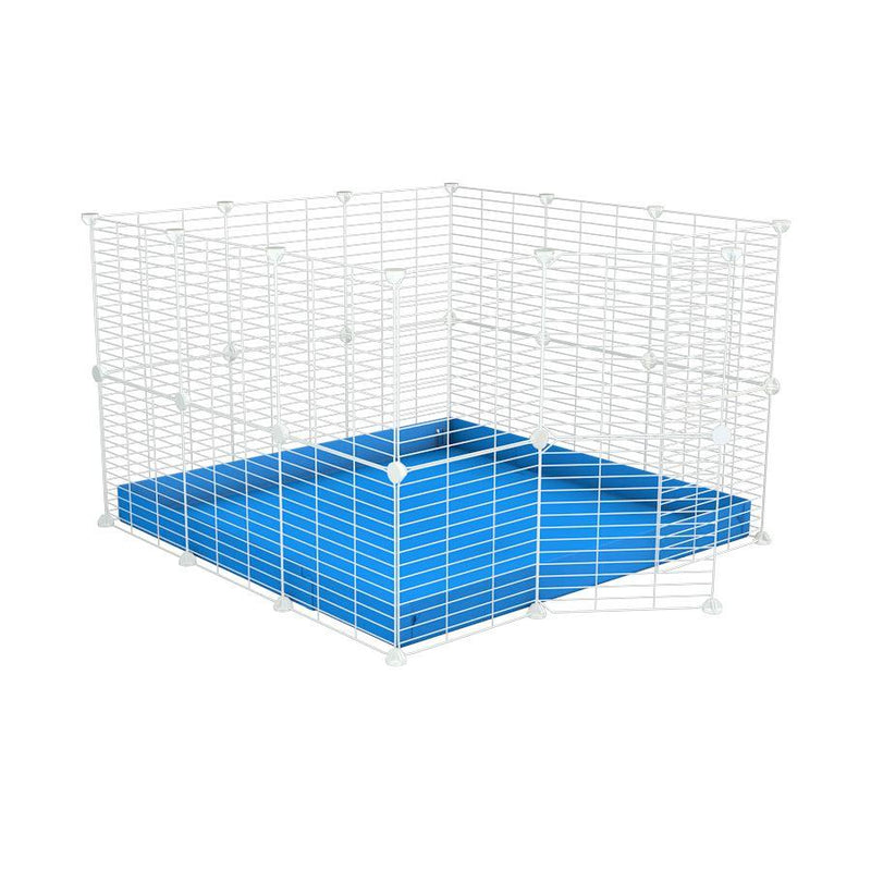 Une cavy cage C&C pour lapin 3x3 avec grilles blanches maillage fin correx bleu de kavee france