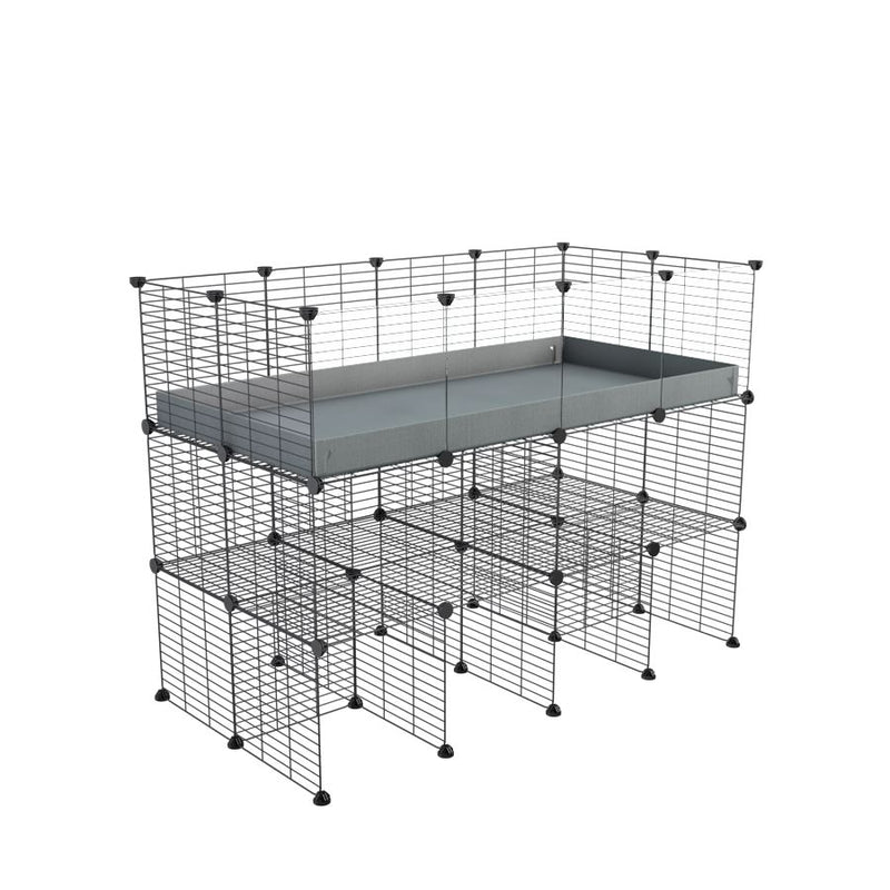 une cavy cage C&C 4x2 pour cobayes cochons d'inde avec panneaux transparents en plexiglass avec double rehausseur correx gris et grilles maillage fin de kavee france